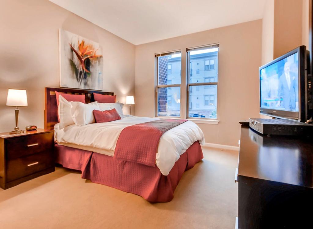 Bluebird Suites In Downtown Providence Eksteriør bilde